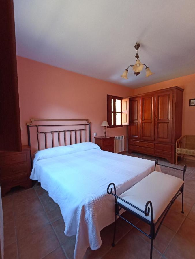 Casa Felisa Apartment Pola de Somiedo Ngoại thất bức ảnh