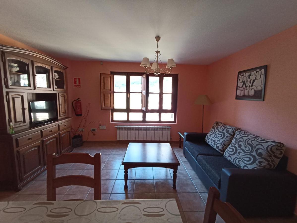 Casa Felisa Apartment Pola de Somiedo Ngoại thất bức ảnh