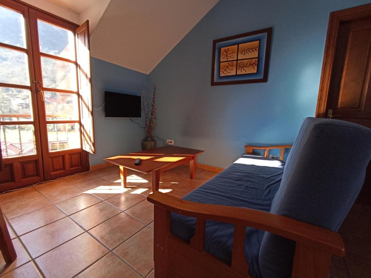 Casa Felisa Apartment Pola de Somiedo Ngoại thất bức ảnh